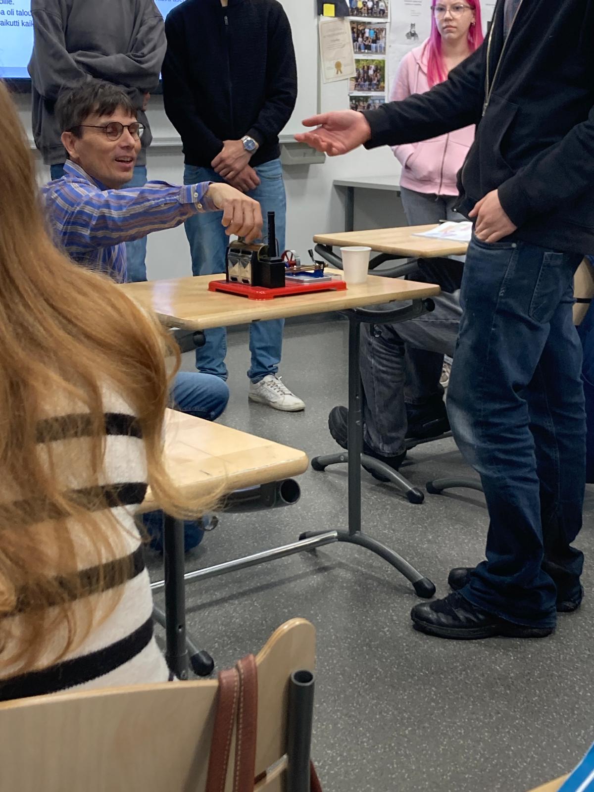 A Job Shadowing Journey: Understanding Finnish Education / Inquiry-Based Learning, Science and Sustainability course's cover image